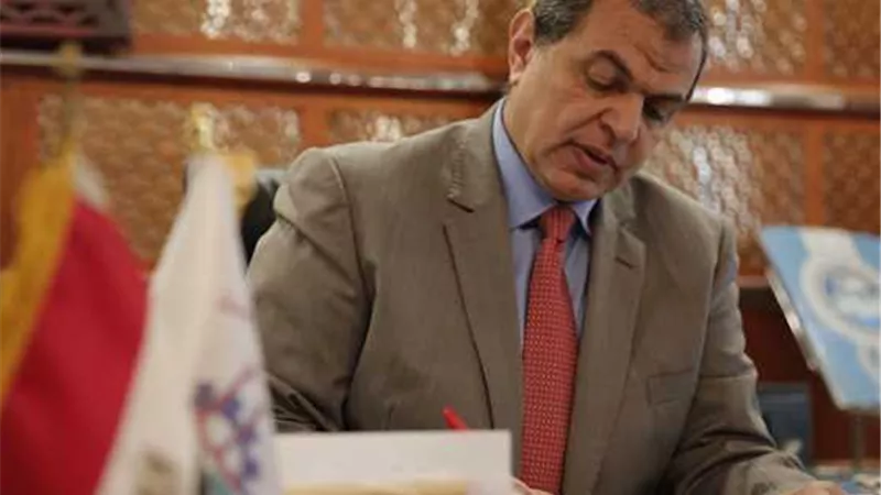 القوي العاملة : تعيين 580 شاباً واستخرج 1104 شهادات قياس مستوي المهارة