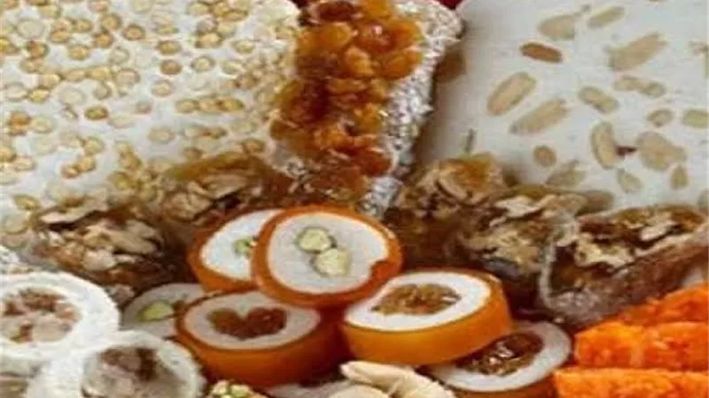 حرمها المتشددون وأباحها الأزهر.. حكم شراء حلوى المولد النبوي؟