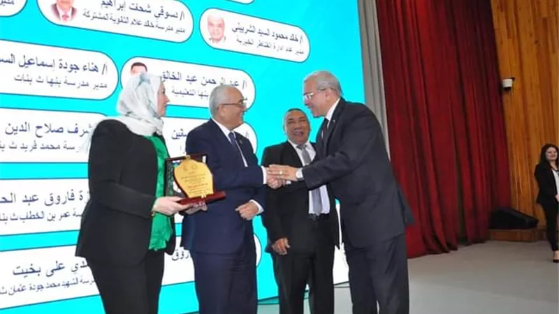 عجلان: برامج الإرتقاء بالعملية التعليمية أثمرت عن ٦ طلاب أوائل بالثانوية العامة من أبناء القليوبية
