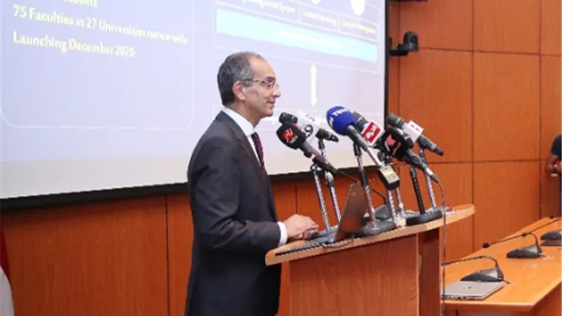 وزير الاتصالات : افتتاح مراكز ابداع مصر الرقمية قريبا