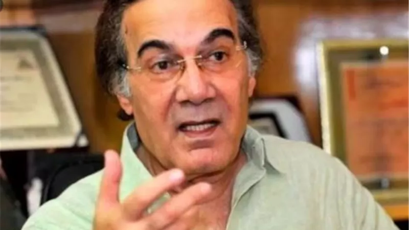 قصة مرض أجبر محمود ياسين على الاعتزال والبقاء بالمنزل