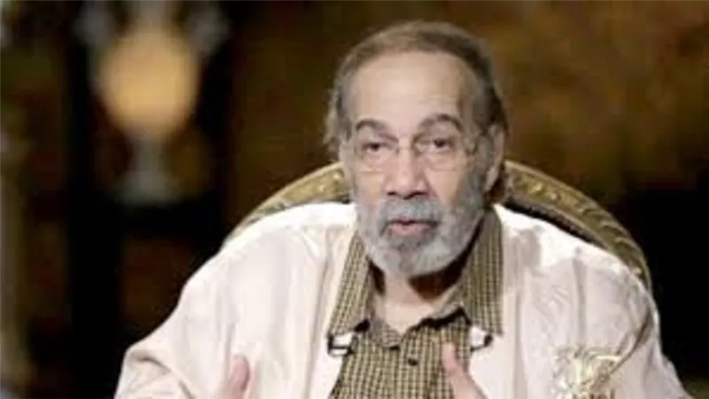 محمد رياض يحسم الجدل حول حقيقة وفاة محمود ياسين بفيروس كورونا
