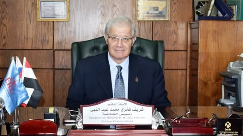 الجامعة المصرية الروسية تبدأ الدراسة فى الصيدلة الإكلينيكية للطلاب الجدد.. تعرف على الشروط بالصور