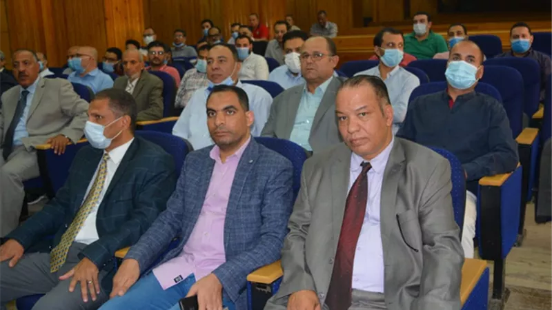نائب الازهر بأسيوط يجتمع بهيئة التدريس لبحث استعدادات بدء العام الدراسي الجديد