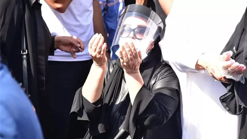 شهيرة تصرخ وتبكى فى وداع حب عمرها 