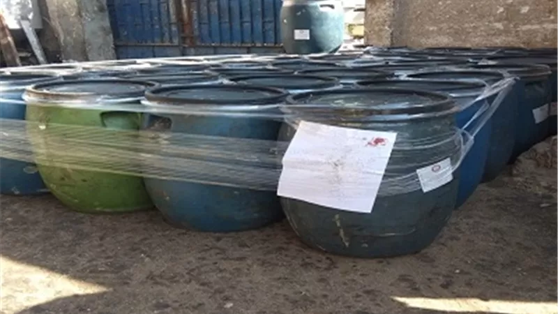 ضبط وإعدام ٥ أطنان أغذية فاسدة وغلق مصنع طحينة بالعاشر