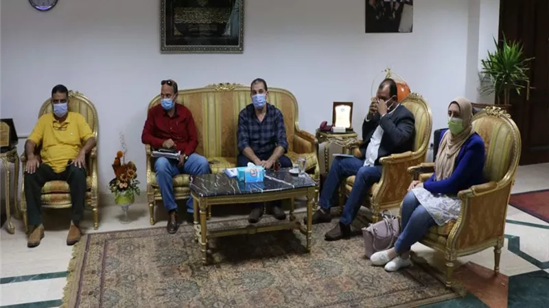 فودة يناقش المشروعات الحيوية العاجلة مع المجموعة الاقتصادية