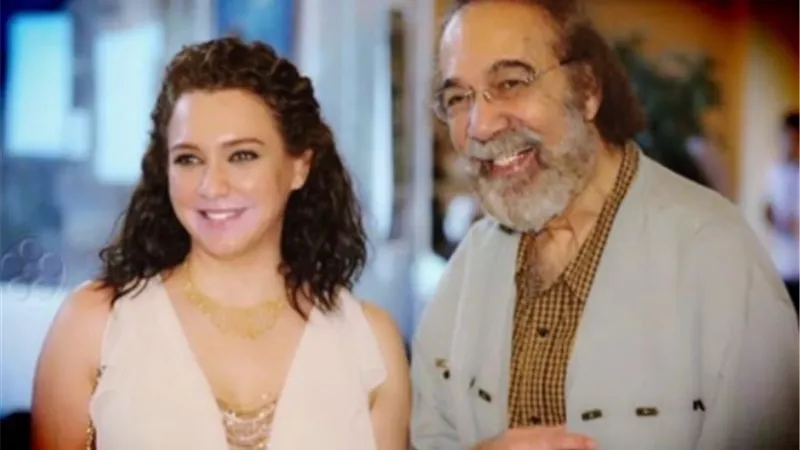 ابن مصر وهرم من أهراماتها لروحك الرحمة.. سلاف فواخرجي تنعى محمود ياسين