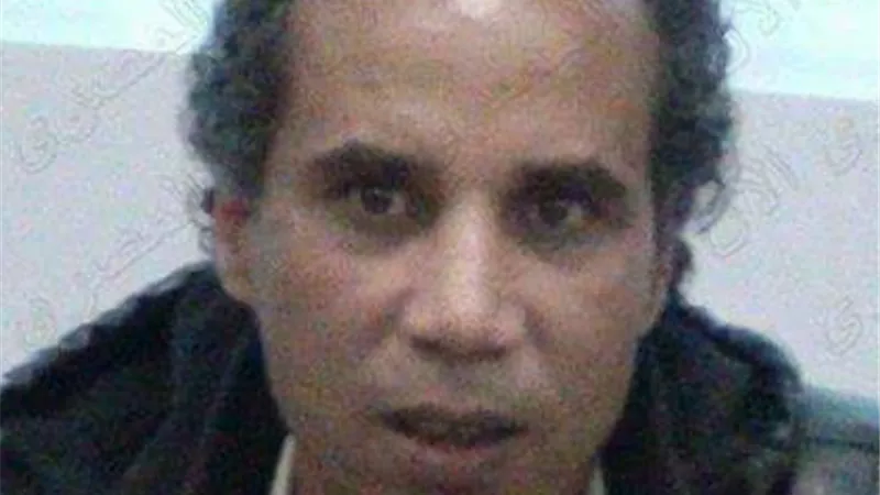 سرقة مكتبة الشاعر والصحفي سيد يونس