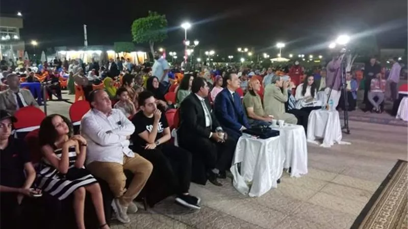 فردوس عبدالحميد ومحمد فاضل يشاركان فى إحتفالات نادى الرواد بذكرى نصر أكتوبر..بالصور
