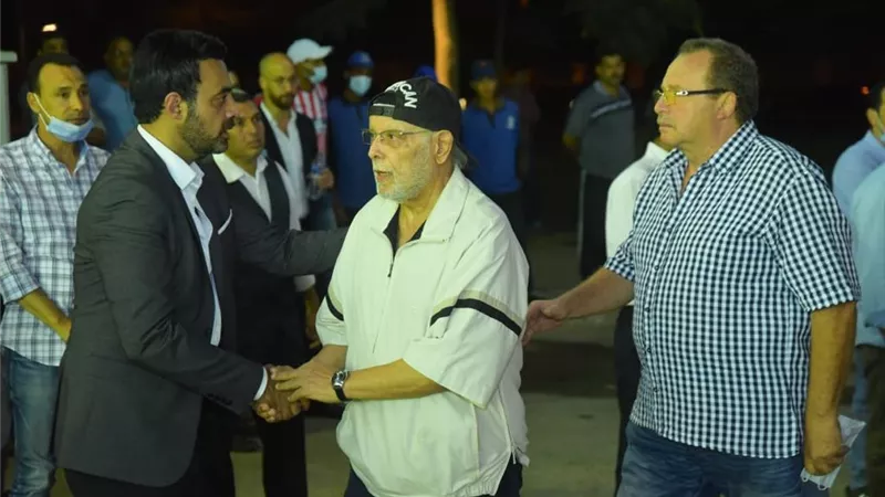 أحدث ظهور للفنان أشرف عبد الغفور فى عزاء محمود ياسين بالشيخ زايد