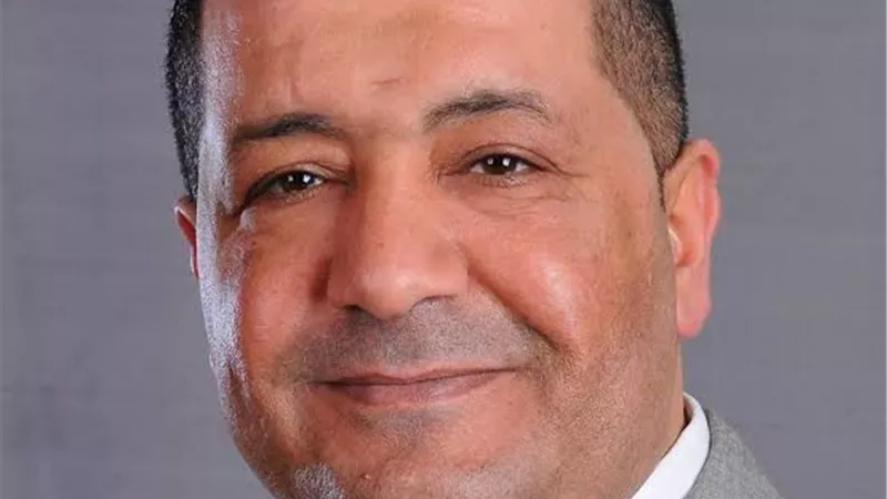 الكورانى : جولات السيسى المفاجئة وراء سرعة تنفيذ المشروعات القومية
