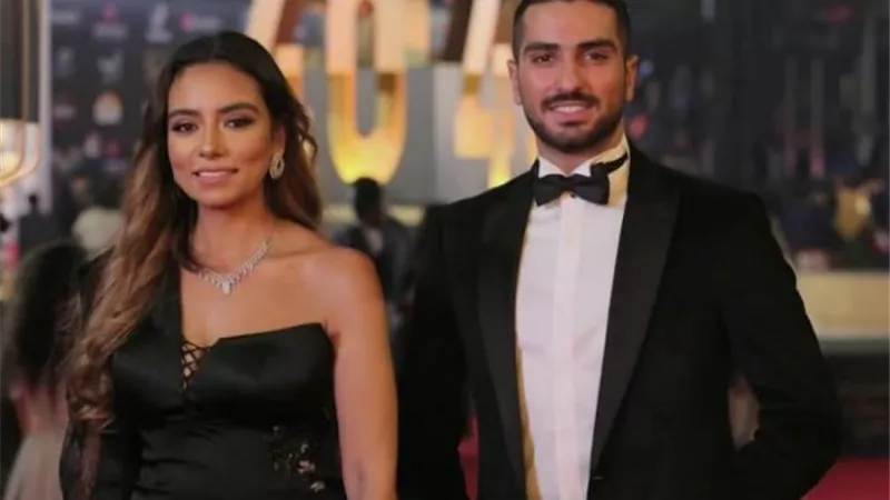 سارة الطباخ تحرر محضراً ضد محمد الشرنوبي وتقاضي مدير أعماله