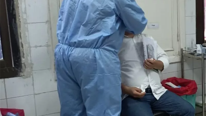 اجراء اختبارات كورونا ل 22 الف ,500 من المسافرين للخارج
