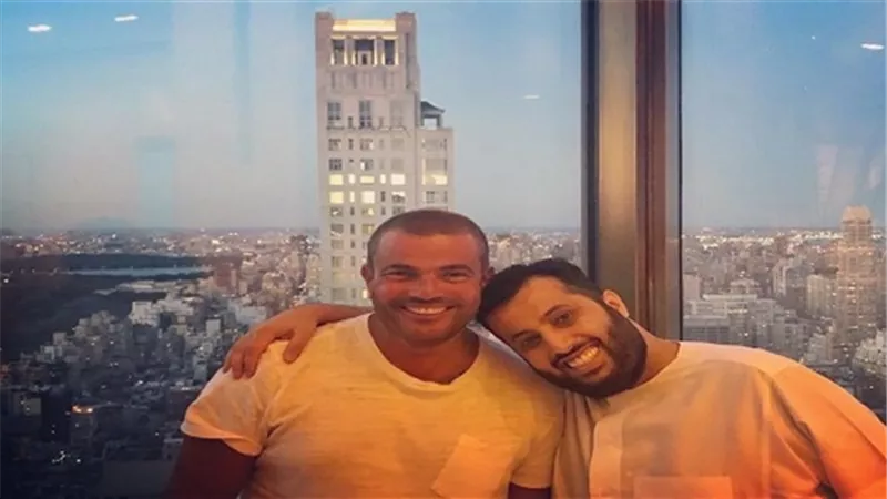تركي آل شيخ يشكو عمرو دياب للسفير الصيني .. ودينا الشربينى تعلق.. صور