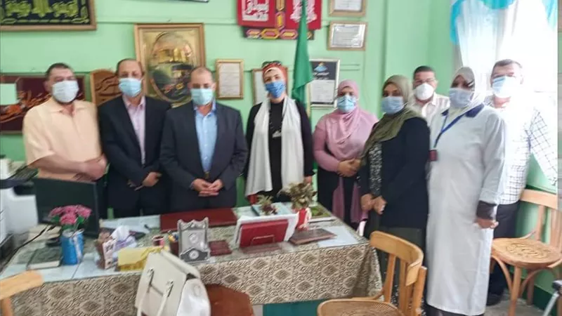 مدير التأمين الصحى يفتتح عيادة القنايات فى مقرها الجديد ويتفقد مدارس المدينة