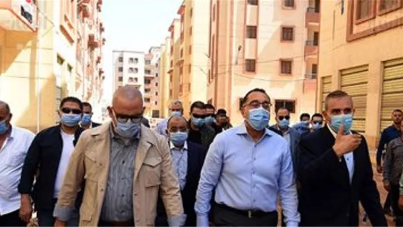 رئيس الوزراء يشدد على ضرورة الإلتزام بالإجراءات الاحترازية لمواجهة كورونا