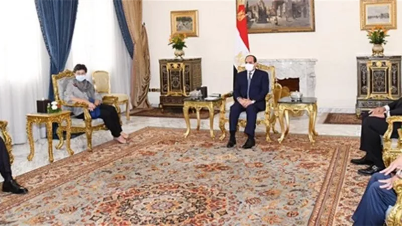 الرئيس السيسي يستقبل وزيرة خارجية إسبانيا