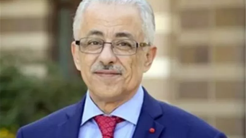 طارق شوقى يعلن رقم واتساب لتلقي الاستفسارات والشكاوى