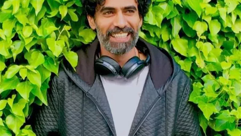 محمد علاء شخصية عصاميه في مسلسل 