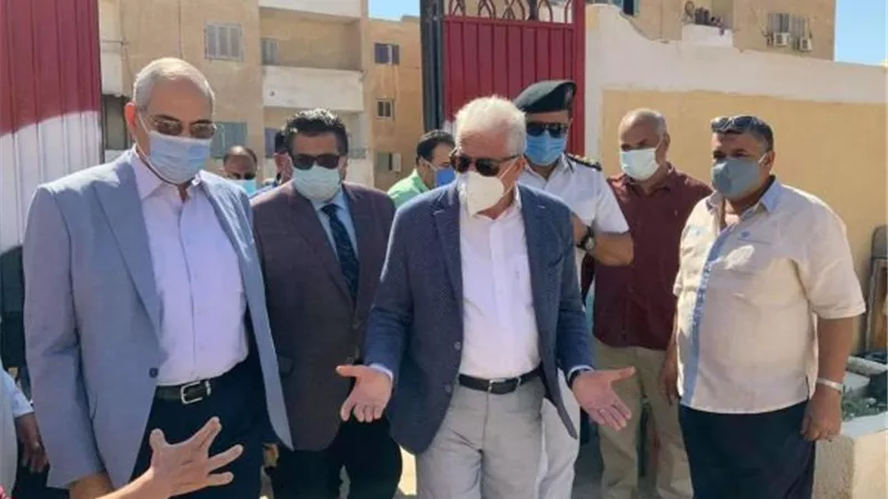 فوده يمنح ثلاث فرص عمل لذوى الإحتياجات الخاصة ويكرم عدد من الموهبين.. بالصور