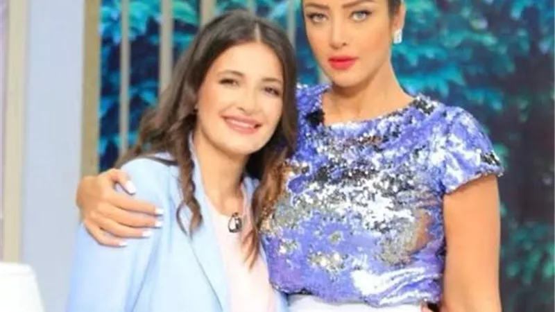 بسبب صورها مع رضوى الشربينى .. الجمهور لابنة اصالة 