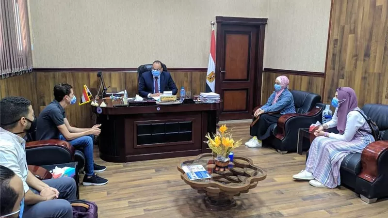 رئيس جامعة بنى سويف التكنولوجية يشيد بالتدريب الصيفي لطلاب الجامعة