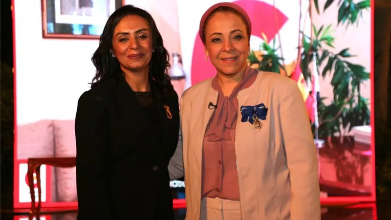 رئيسه القومي للمرأه تهنئ المحامية نهاد ابو القمصان لحصولها علي وسام الاستحقاق المدني من مملكة اسبانيا