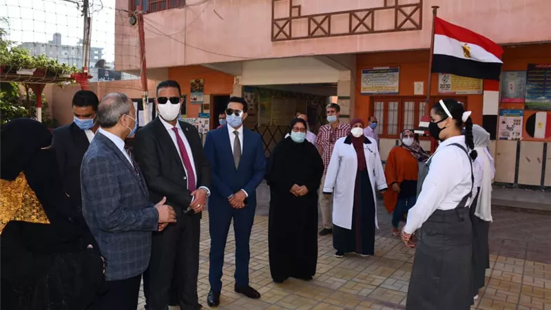 محافظ الفيوم يتابع انضباط العملية التعليمية بعدد من المدارس