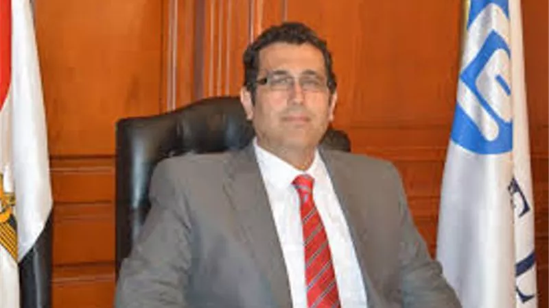 عبد السلام :التشديد علي التباعد الإجتماعي وتطهير المراكز بالمعقمات.