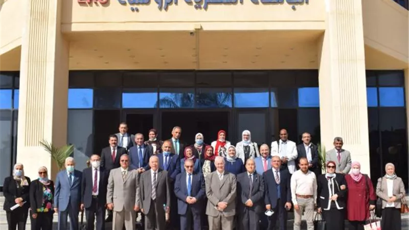 الجامعة المصرية الروسية تستضيف اجتماع قطاع الدراسات الصيدلية بـ