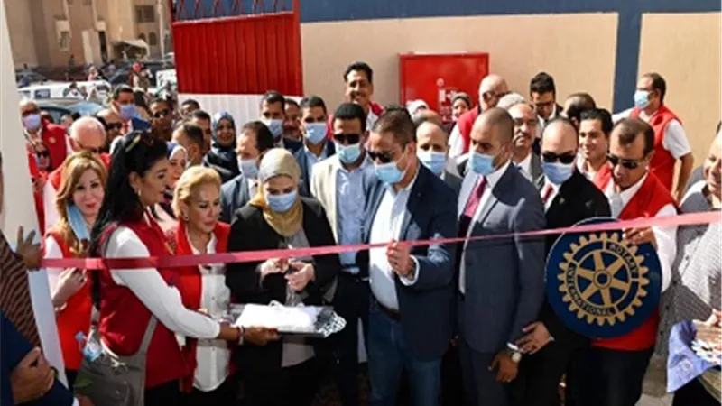 وزيرة التضامن ومحافظ الفيوم يفتتحان مدرسة روتاري مصر الرسمية للغات بدمو