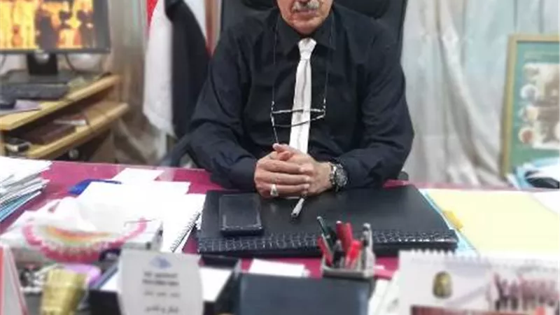 تسليم 5390 جهاز تابلت للإدارات التعليمية بالأقصر