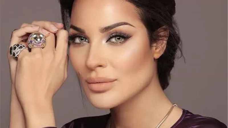 تعافى نادين نسيب بعد اصابتها بانفجار بيروت