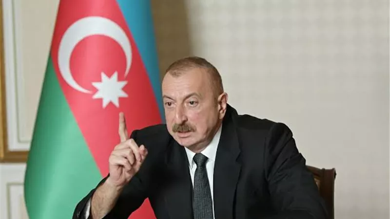 الرئيس الأذربيجاني يعلن سيطرة بلاده على مدينة زنغيلان قرب الحدود مع أرمينيا