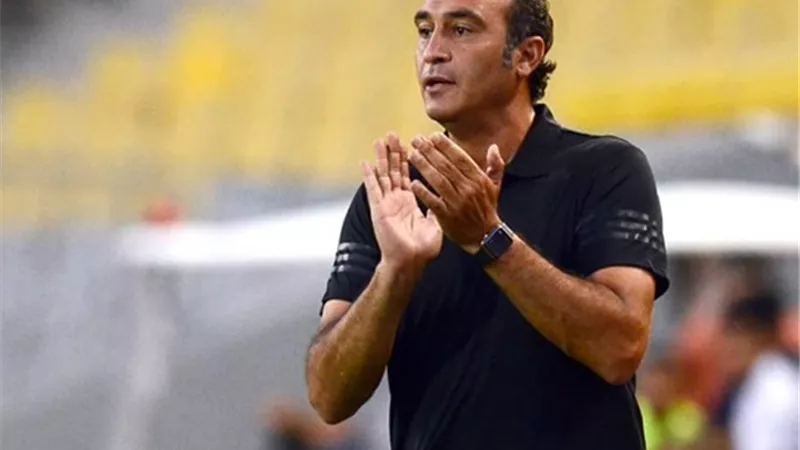 قرار جديد من على ماهر للتعامل مع السوشيال ميديا فى المصرى