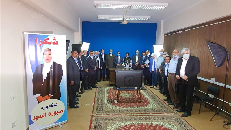 بالصور.. مرشحة البرلمان صبورة السيد تفتتح قاعة 