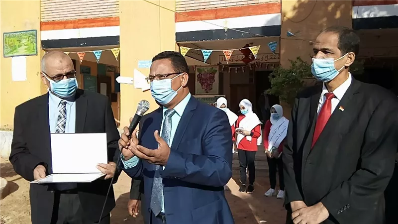موط الاعدادية تكرم مدير مستشفي الداخلة وطاقم تمريض العزل بالوادى الجديد.صور وفيديو