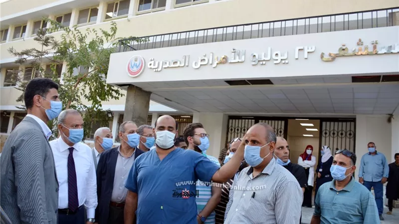 بمشاركة متدربي البرنامج الرئاسي الهجان يتفقد مستشفى الخانكة المركزي ومستشفى 23 يوليو