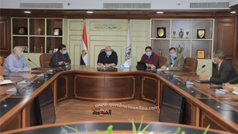محافظ بني سويف يبحث موقف الخدمات ب 15 قريه