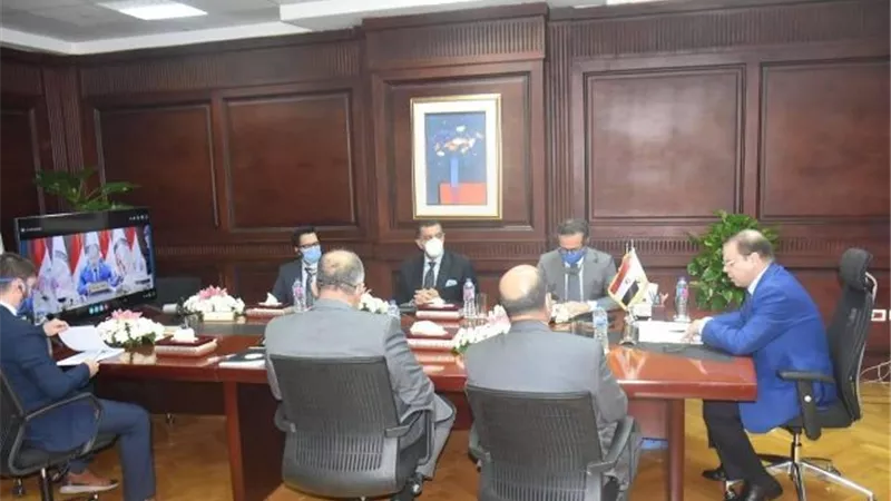 النائب العام يعتمد إطلاق مشروع ربط النيابات الكلية بتقنية الاجتماع المرئي عن بعد «video conference»