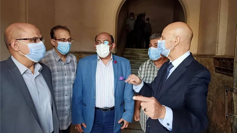 وكيل وزارة الصحة يتفقد الإدارة الصحية بالزقازيق ويوجه بنقل وتوسعة الأقسام التابعة لها