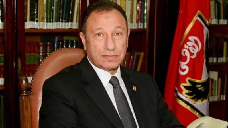 رئيس النادى الأهلى يحضر حفل تأبين الراحل عزمى مجاهد