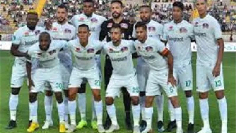 كورونا يهاجم فريق الرجاء وترفع عدد المصابين لـ 14 لاعبا