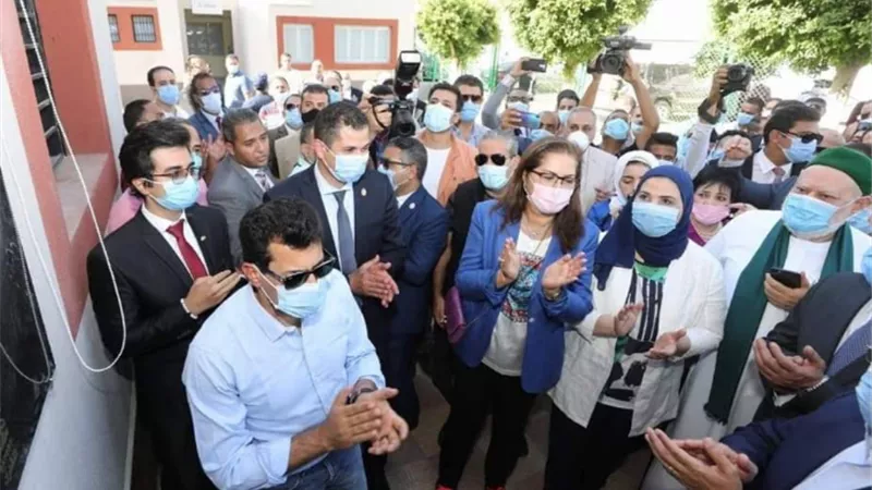 وزير الرياضة يفتتح مراكز شباب الشيخ زين الدين وعرب بخواج والسوالم