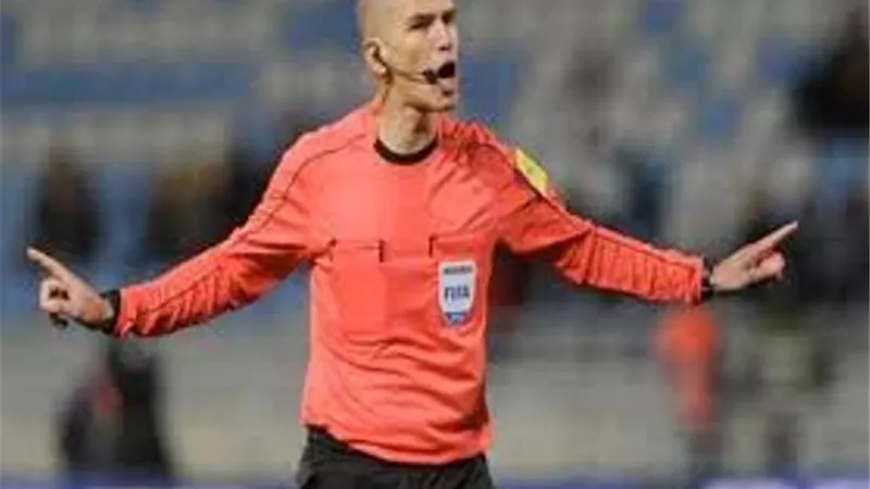 فيكتور جوميز مع الاهلى.. 3 فوز و3 خسارة و6 بطاقات صفراء