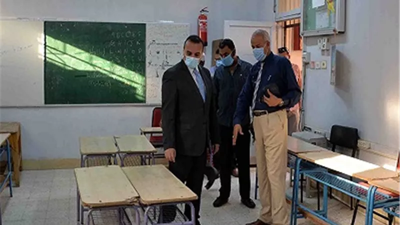 نائب محافظ الأقصر يتفقد عددا من المقار الإنتخابية بعد تجهيزها
