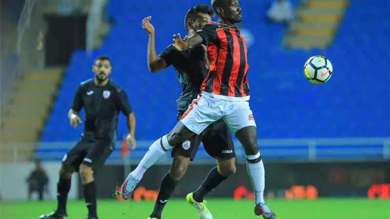 الرائد والشباب يتعادلات 2/2 إيجابيا فى الدورى السعودى