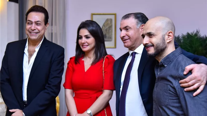 بالصور.. جامعة مصر للعلوم والتكنولوجيا تقيم حفلا ضخما لتخريج دفعة 2020 بكلية الإعلام