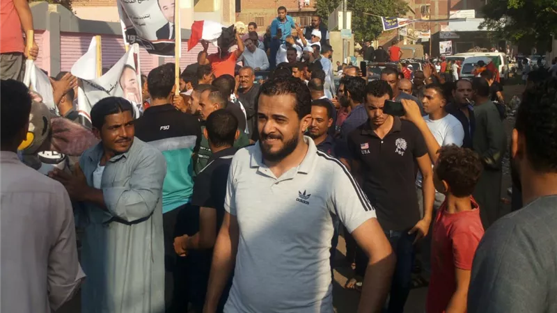 مسيرة تجوب قري طوخ لتأييد النائب أحمد بدوي مرشح القائمة الوطنية لمجلس النواب بالقليوبية